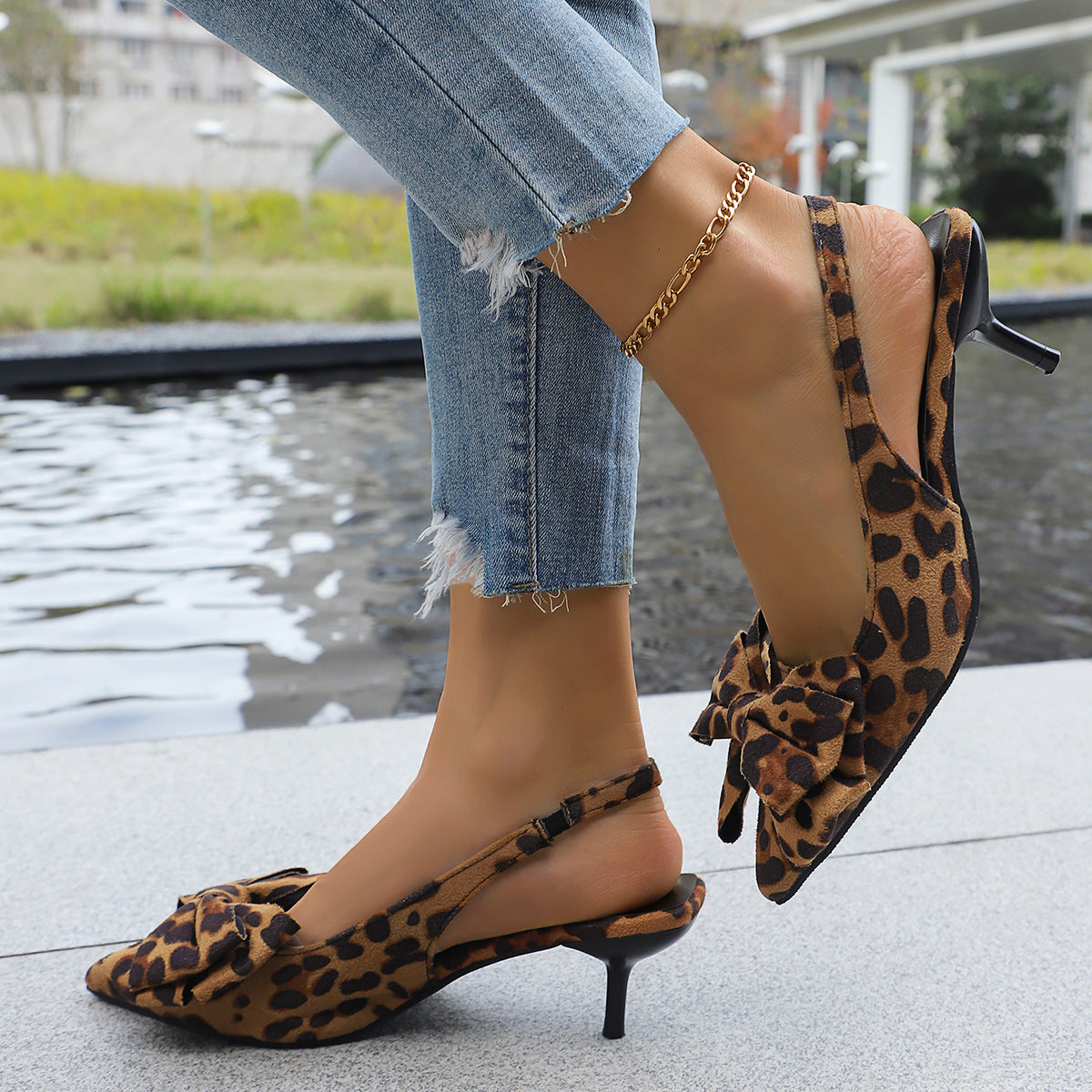 Tacones Stiletto Estampado Leopardo | Punta Fina Retro | Sandalias Elegantes 2024