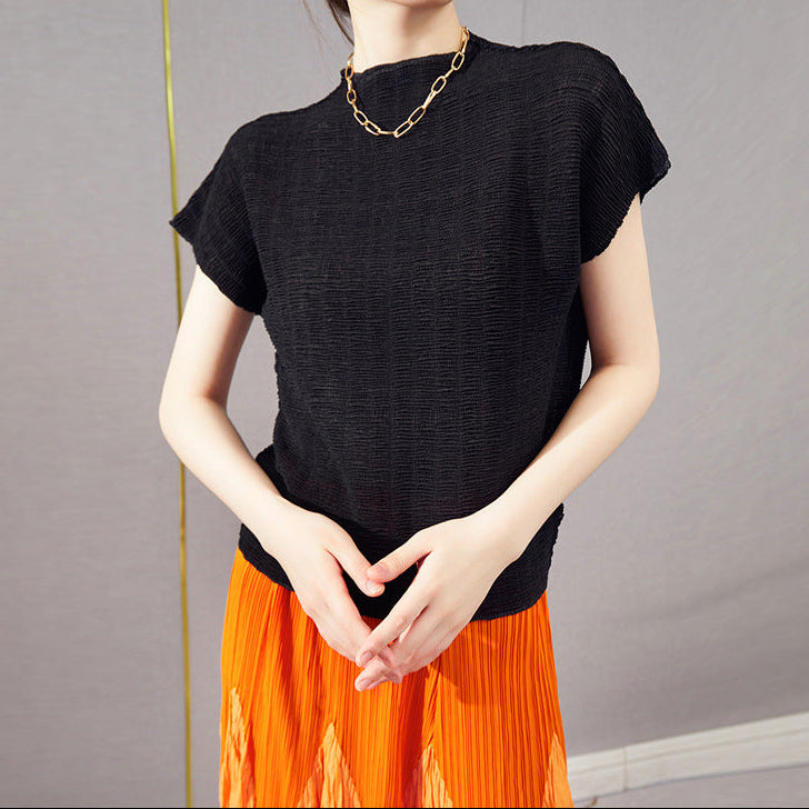 Camiseta Plisada Miyake Manga Corta — Diseño Texturizado Mujer 2026